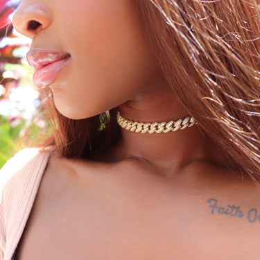 Iced Cuban Choker in Yellow Gold - 8.5mm