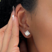 14k Princess Cut Stud Earrings in Yellow Gold