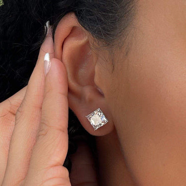 14k Solid Gold Princess Cut Stud Earrings in Yellow Gold