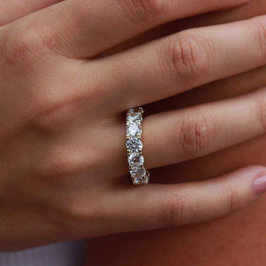 10k Solid Gold 5mm Single Layer Diamond Band Ring