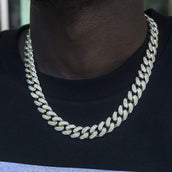 Diamond Cuban Link Chain in Yellow Gold - 12mm