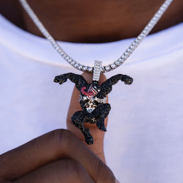 Venom Full-Body Pendant