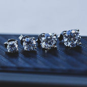 14k Round Cut Diamond Earring - Single Stud