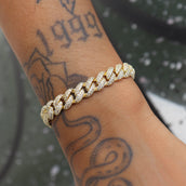 Iced Cuban Bracelet in Yellow Gold - 8.5mm