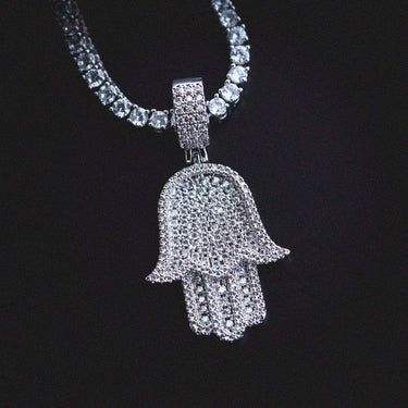 Hamsah Pendant in White Gold