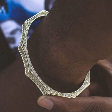 Wave Bracelet in Yellow Gold